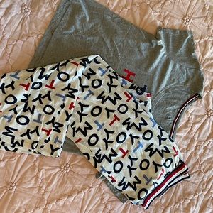 Matching Tommy Hilfiger pj set size Large